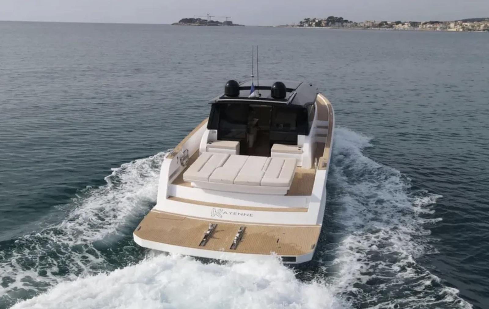 Pardo yachts GT52
