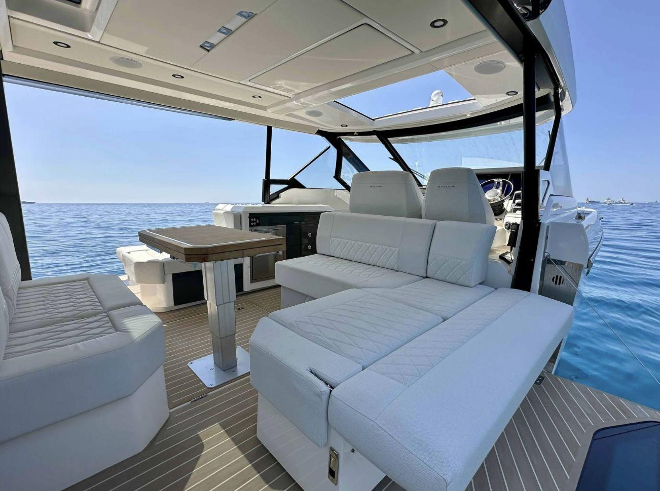 Saxdor yachts 400