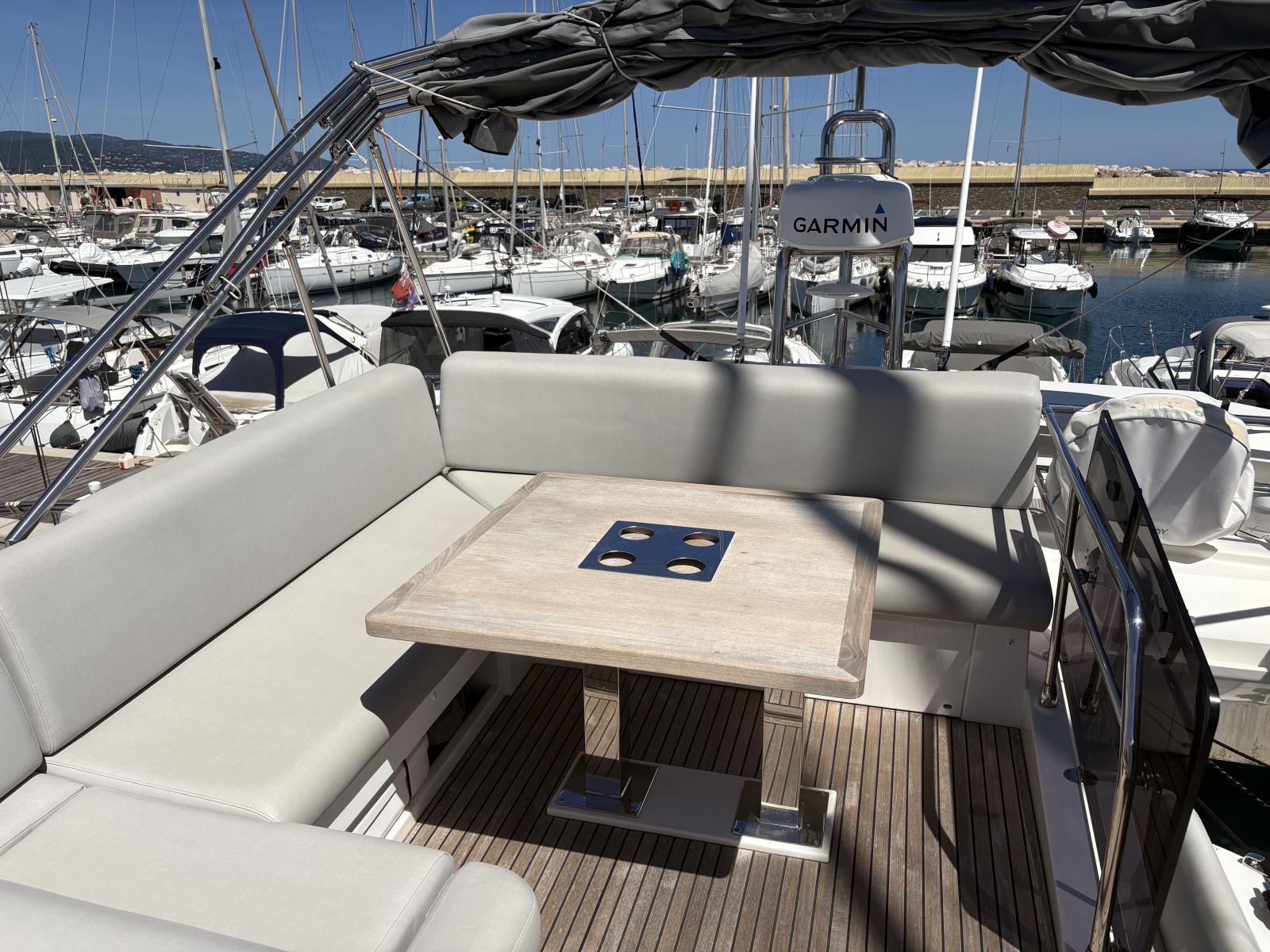 Jeanneau Prestige 520 Fly