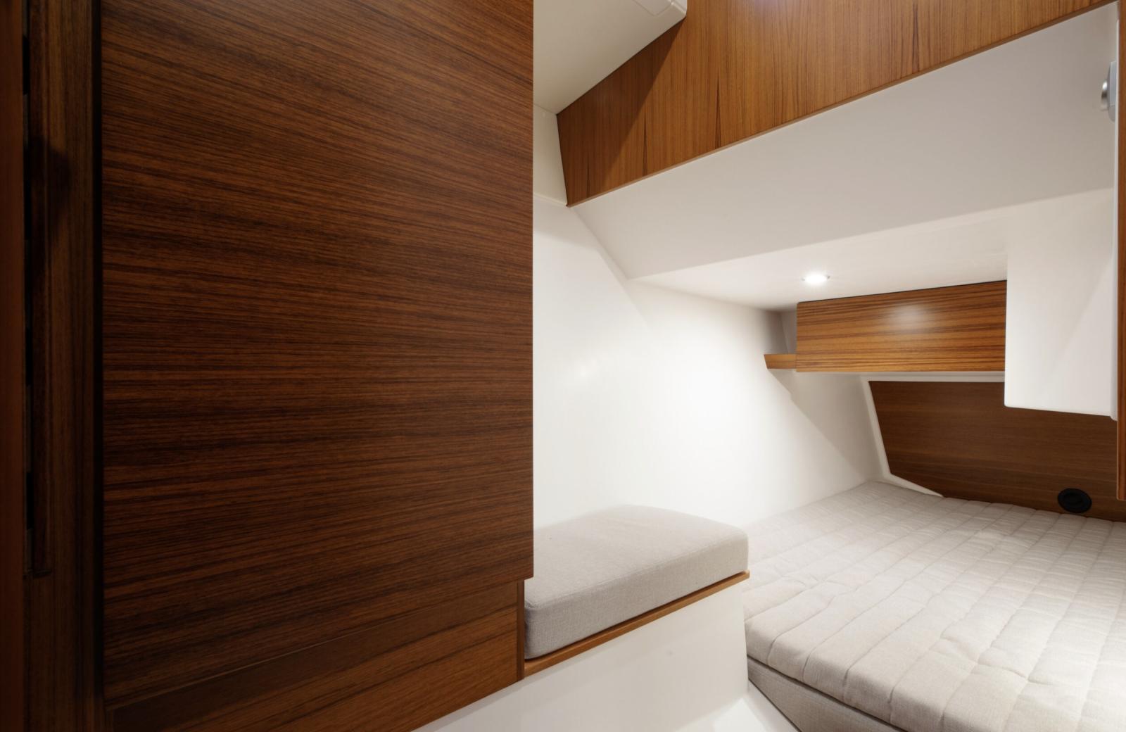 Delta Powerboats 400 sw