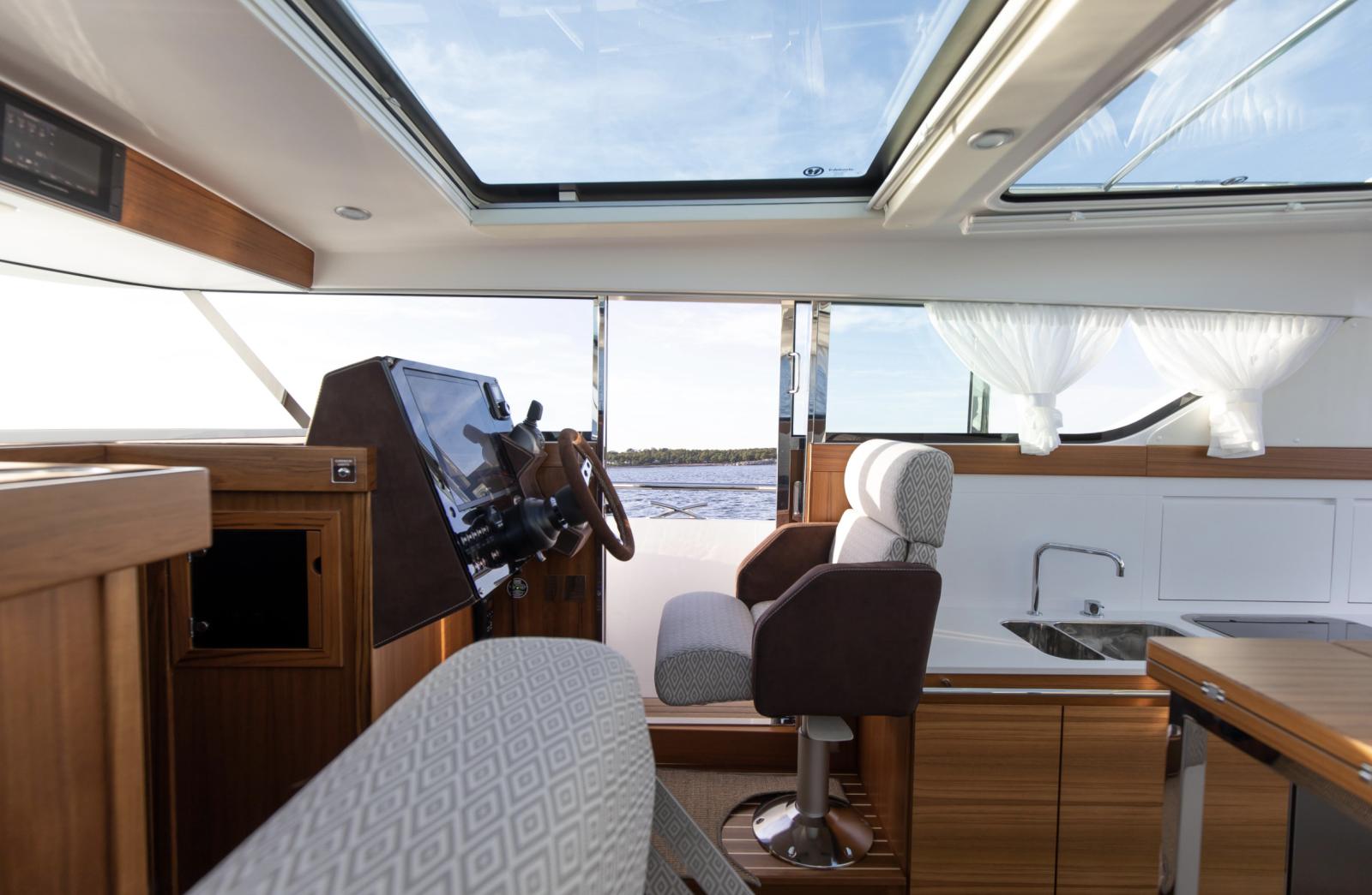 Delta Powerboats 340 Sw