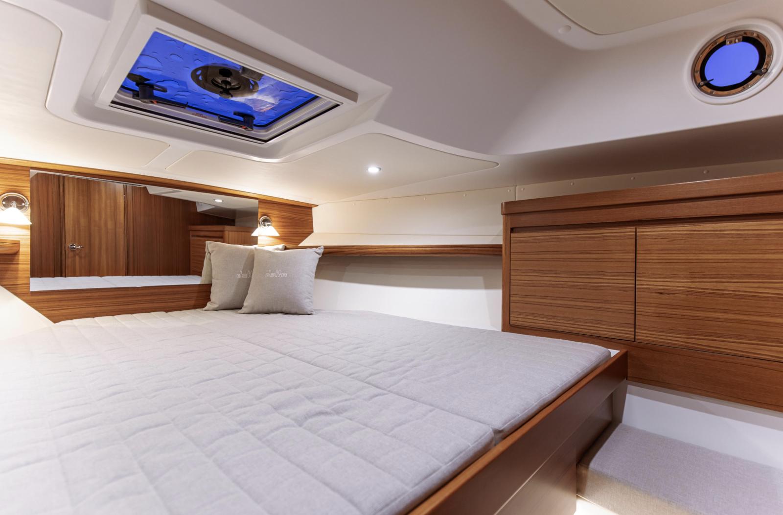 Delta Powerboats 340 Sw