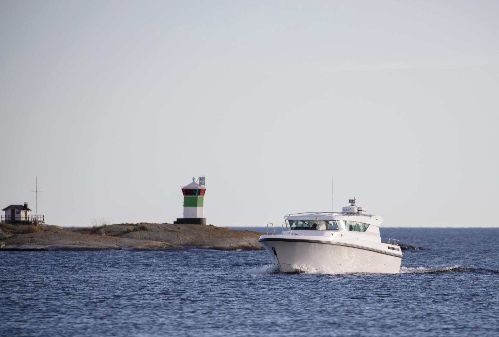 Delta Powerboats 340 Sw