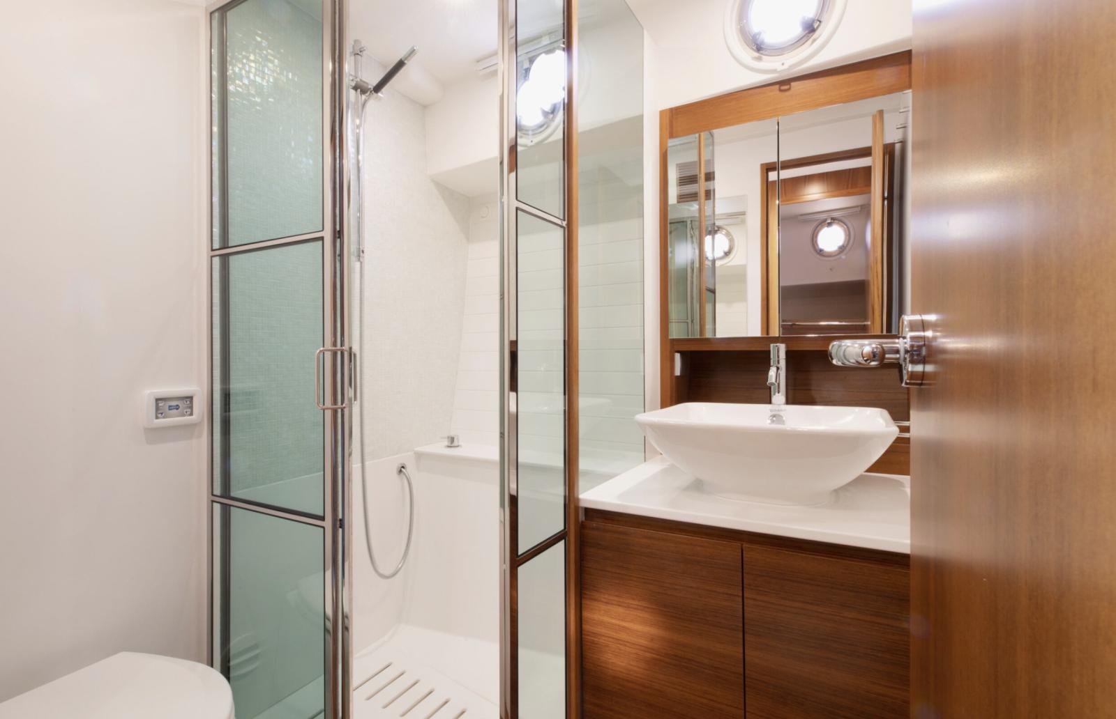 Delta Powerboats 400 sw