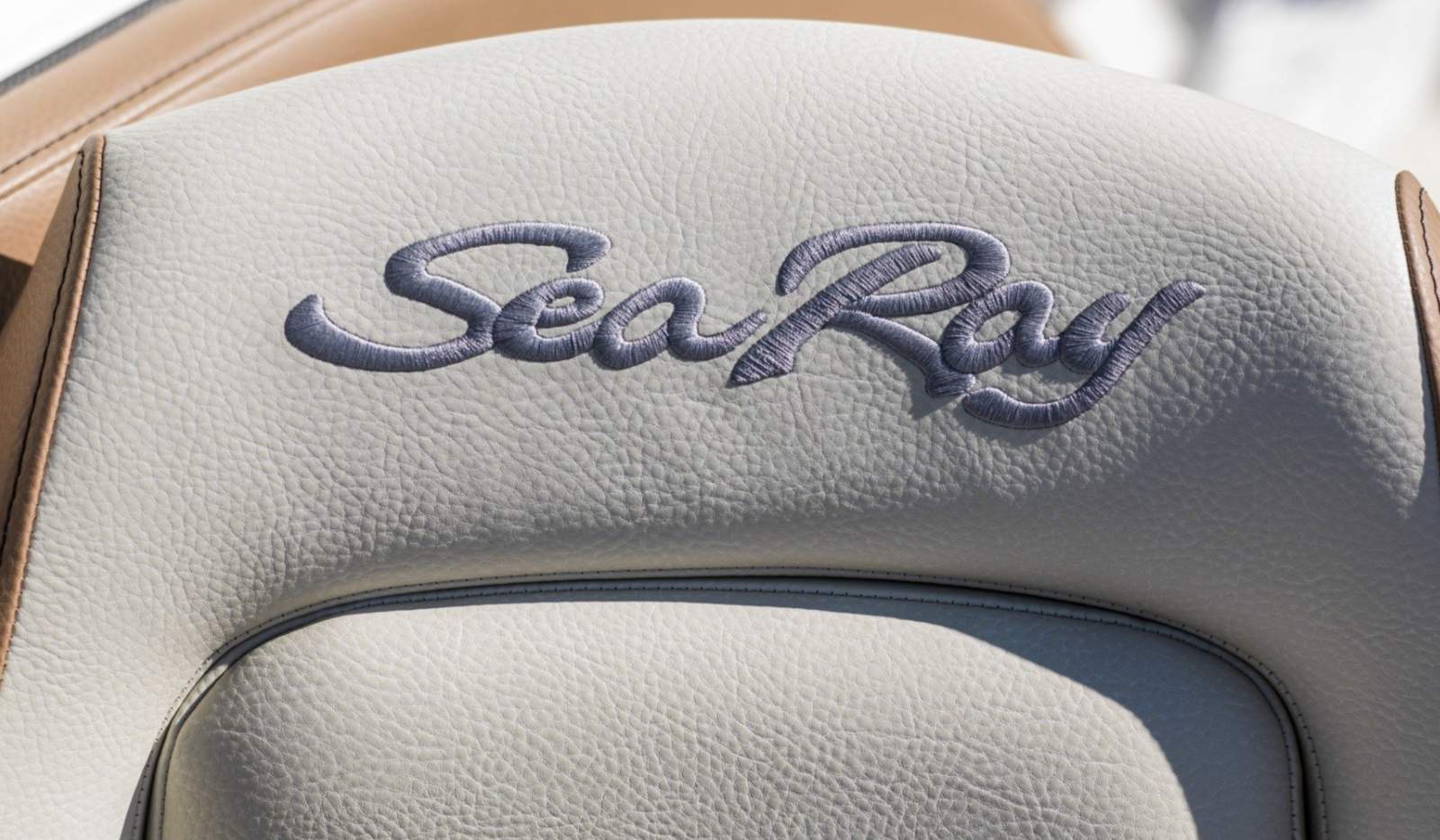 Sea Ray Sun Sport 230