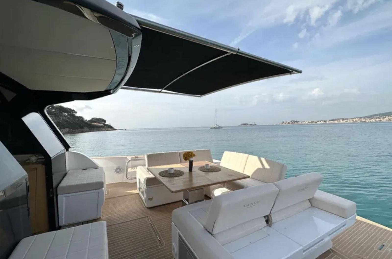 Pardo yachts GT52